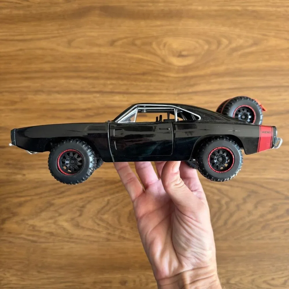 Fast & Furious 1:24 Set: Jada Dom's 70 Dodge Charger & 70 Chevy Chevelle SS
